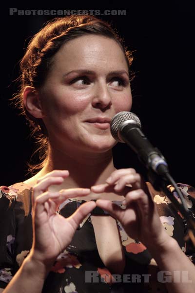 EMILIANA TORRINI - 2008-10-14 - PARIS - Trabendo - 